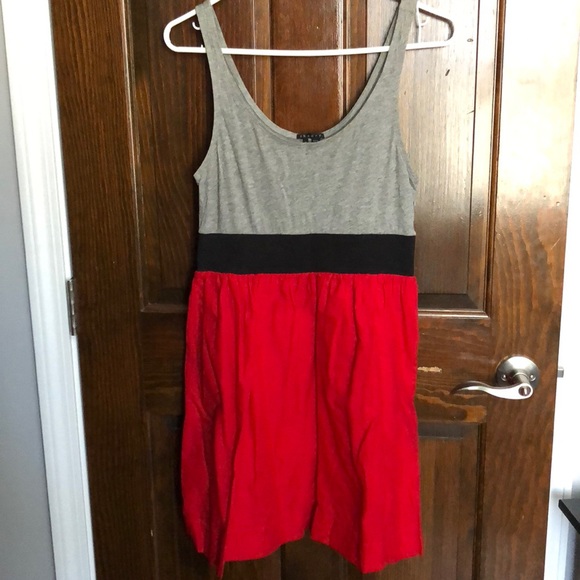 Theory tank dress as seen on Zoey Dechanel - Picture 3 of 4